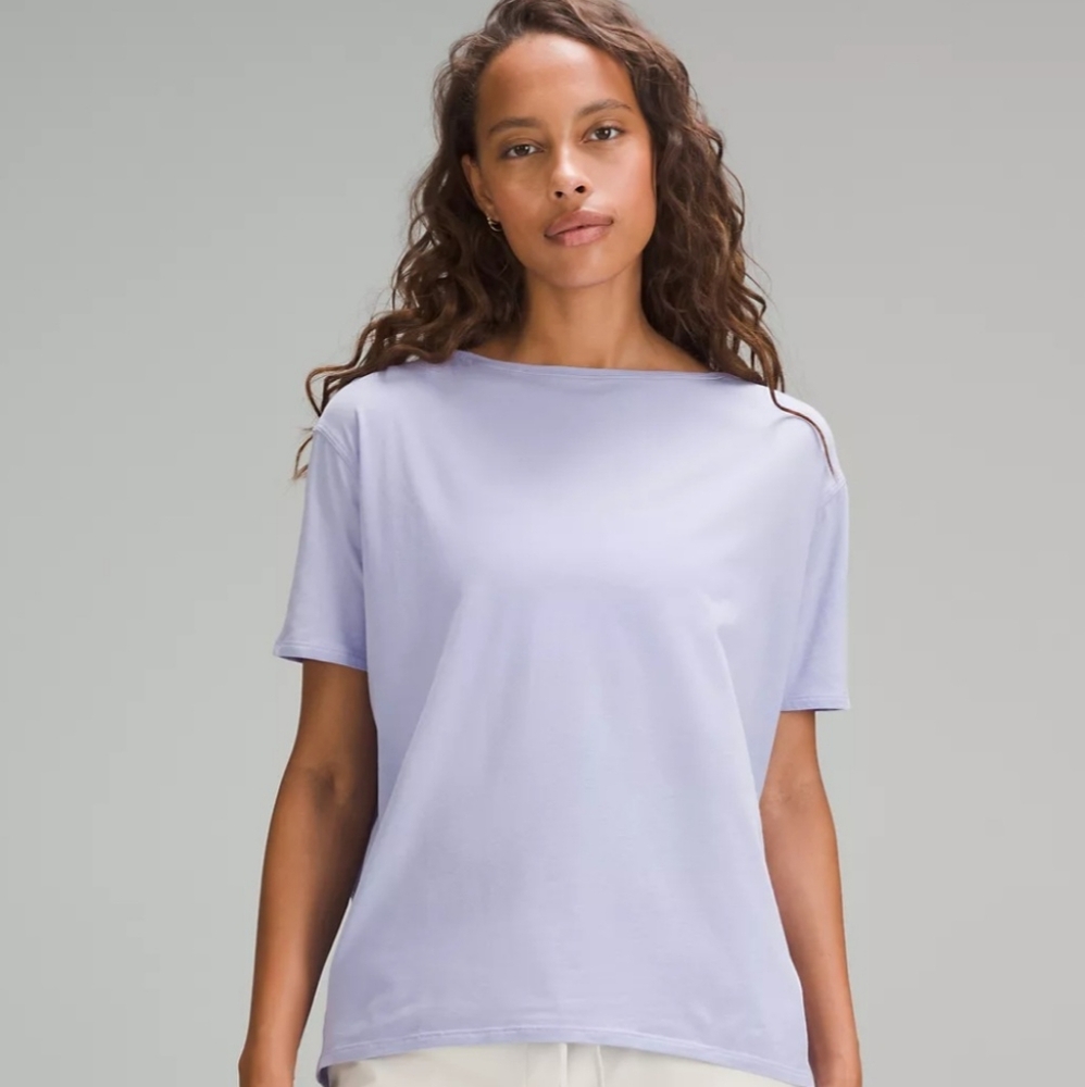 Lululemon Back in Action Short Sleeve Shirt in Lilac Smoke